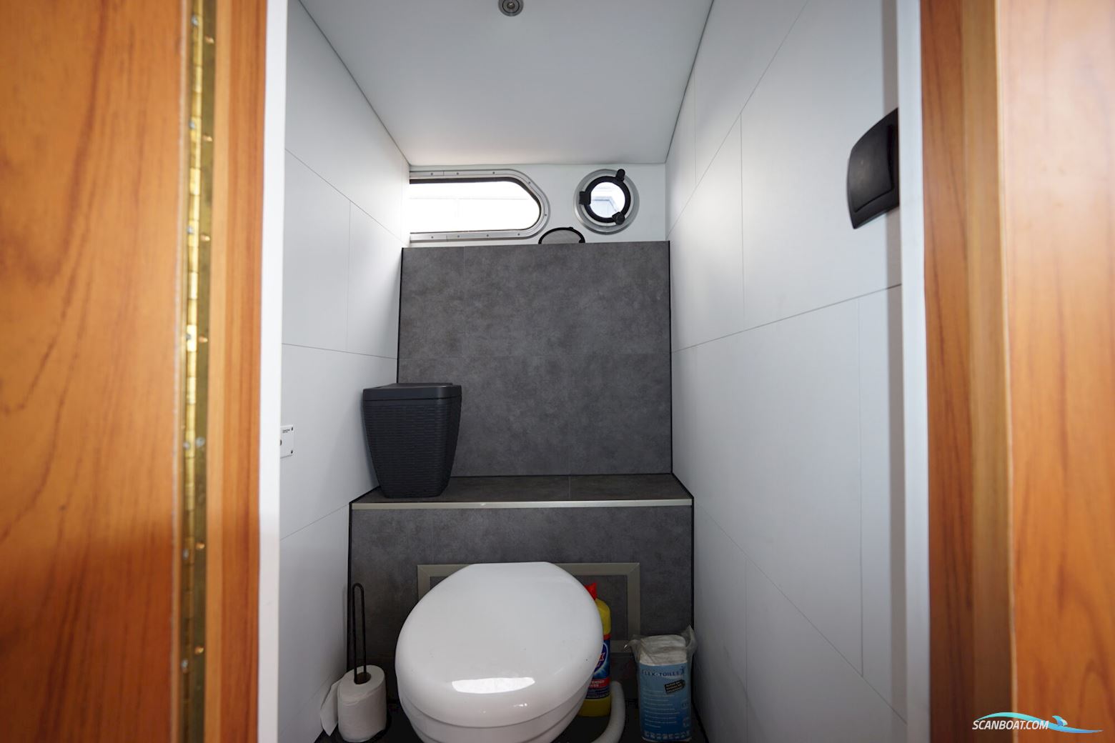 Valkkruiser 12.60 AK Cabrio