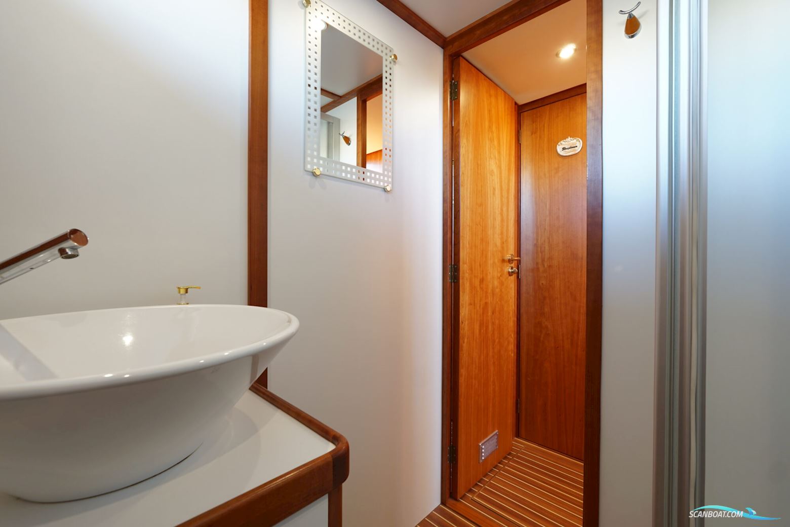 Valkkruiser Challenger 45 VS