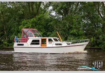 Van de Hulst Kruiser Motorbåd 1987, med Lombardini 4 Cilinder motor, Holland
