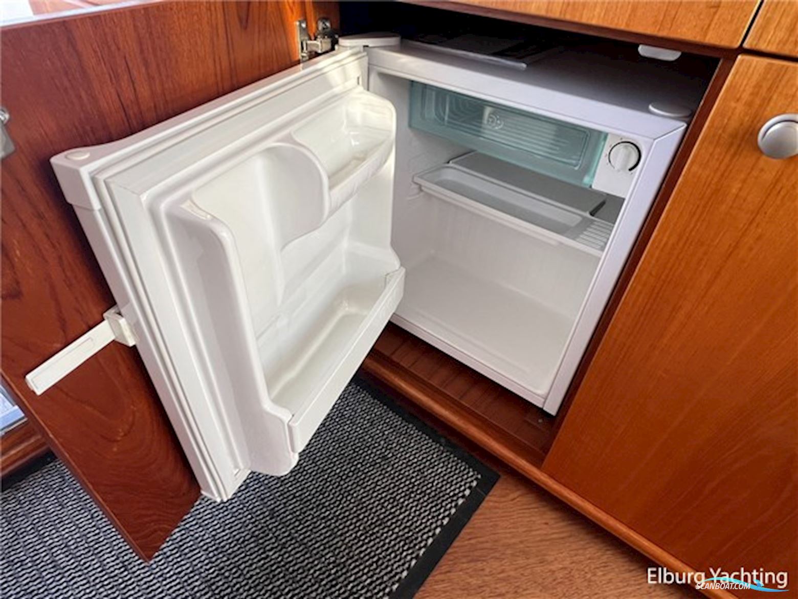 Van den Hoven Exclusive 1600 