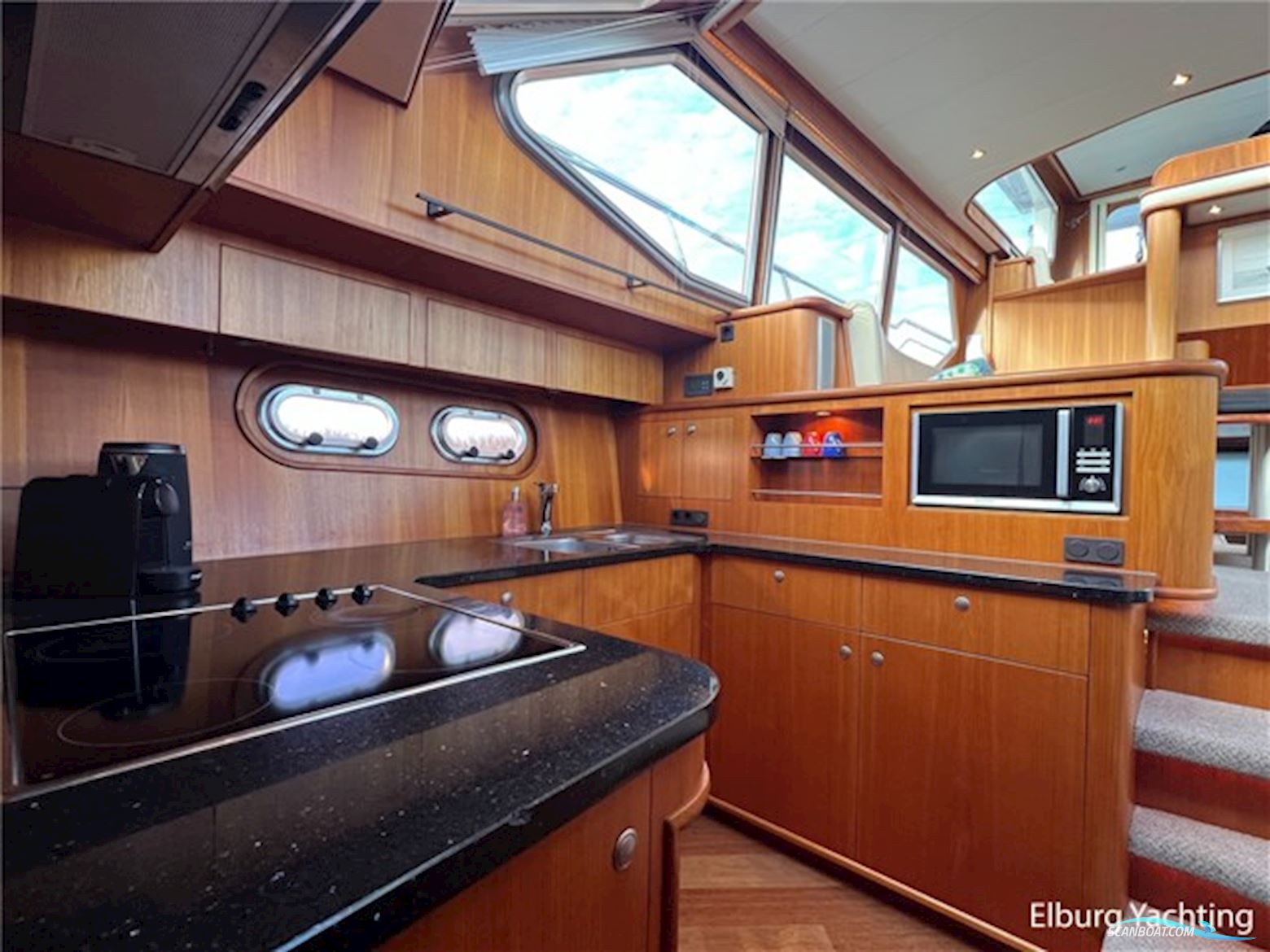 Van den Hoven Exclusive 1600 