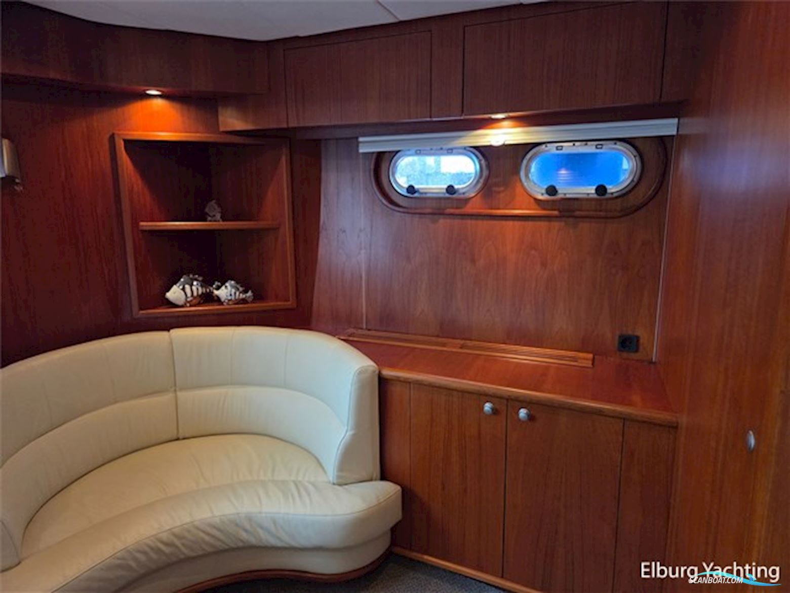 Van den Hoven Exclusive 1600 