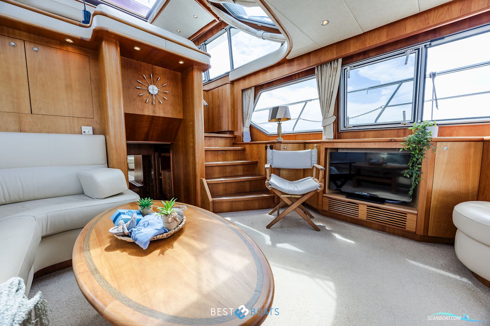 Van Den Hoven Exclusive 1600