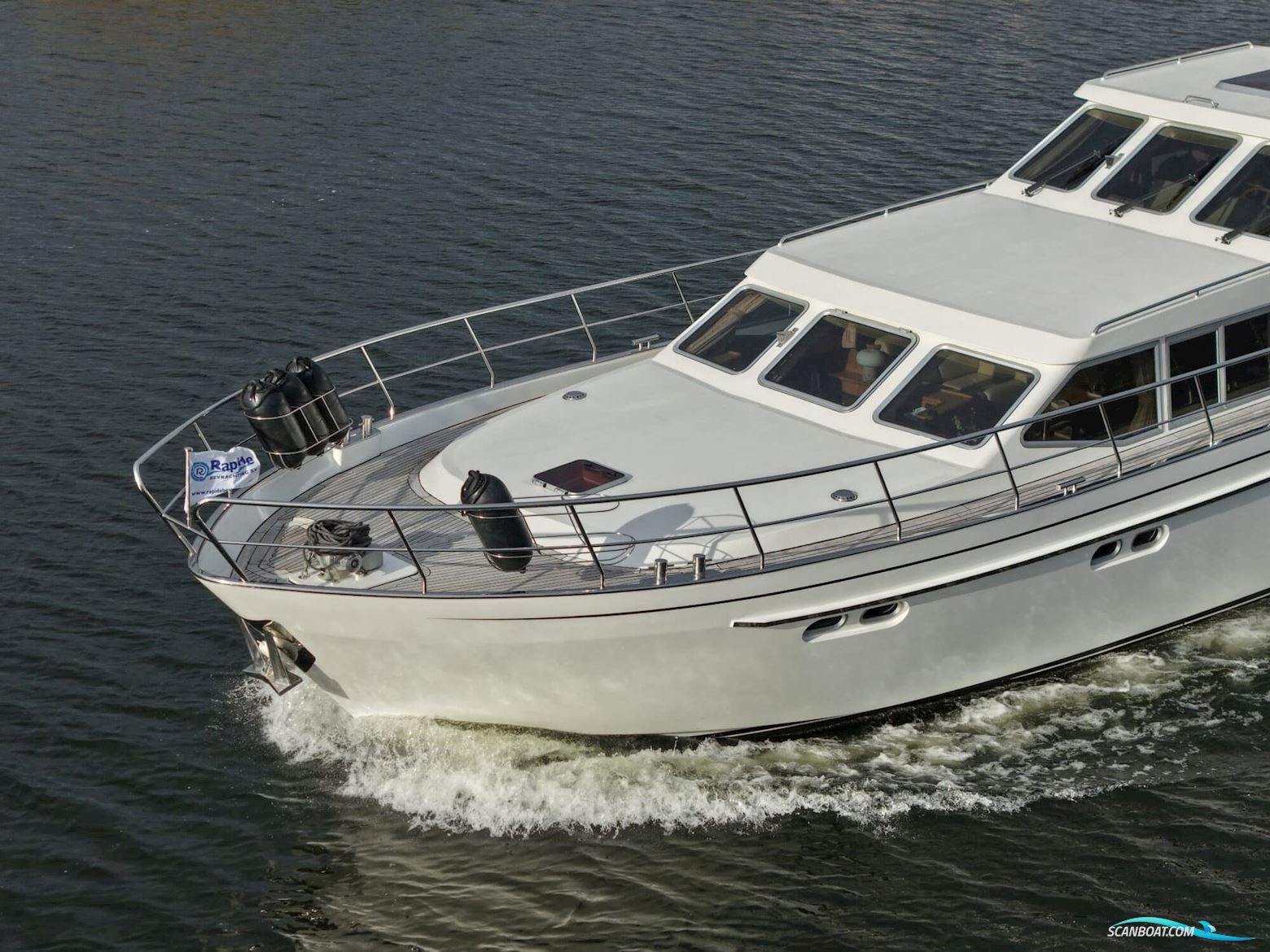 Van den Hoven Exclusive 18.00 VS