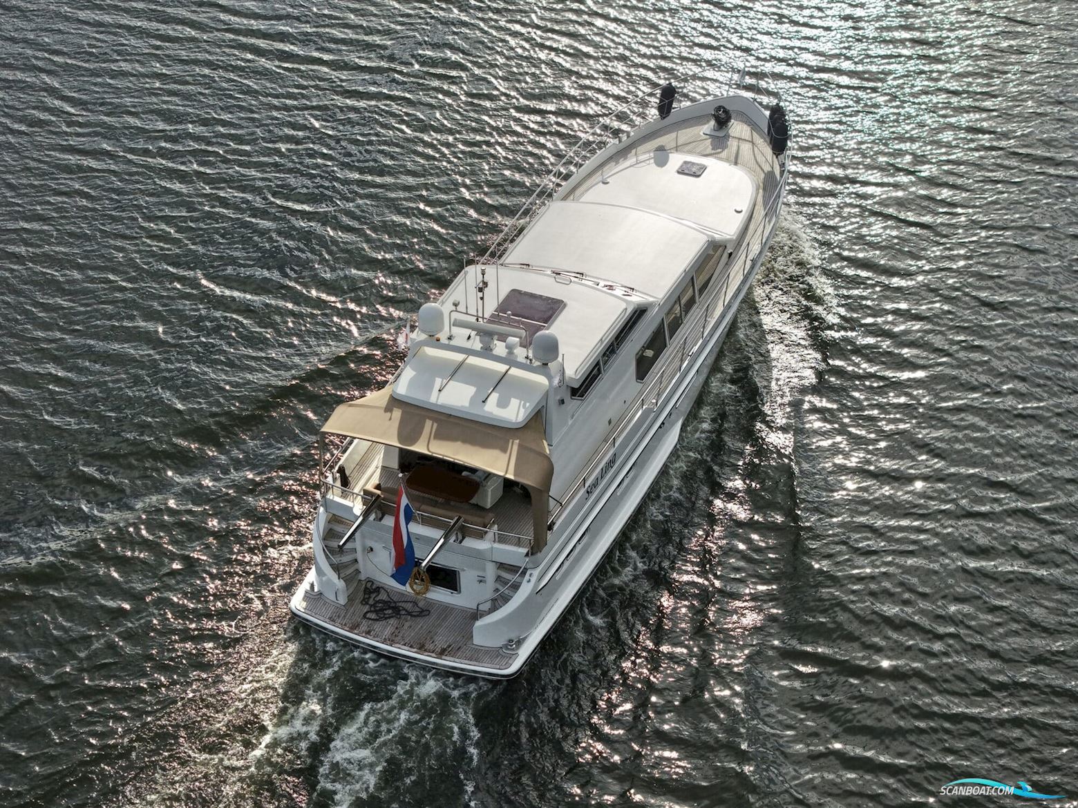 Van den Hoven Exclusive 18.00 VS