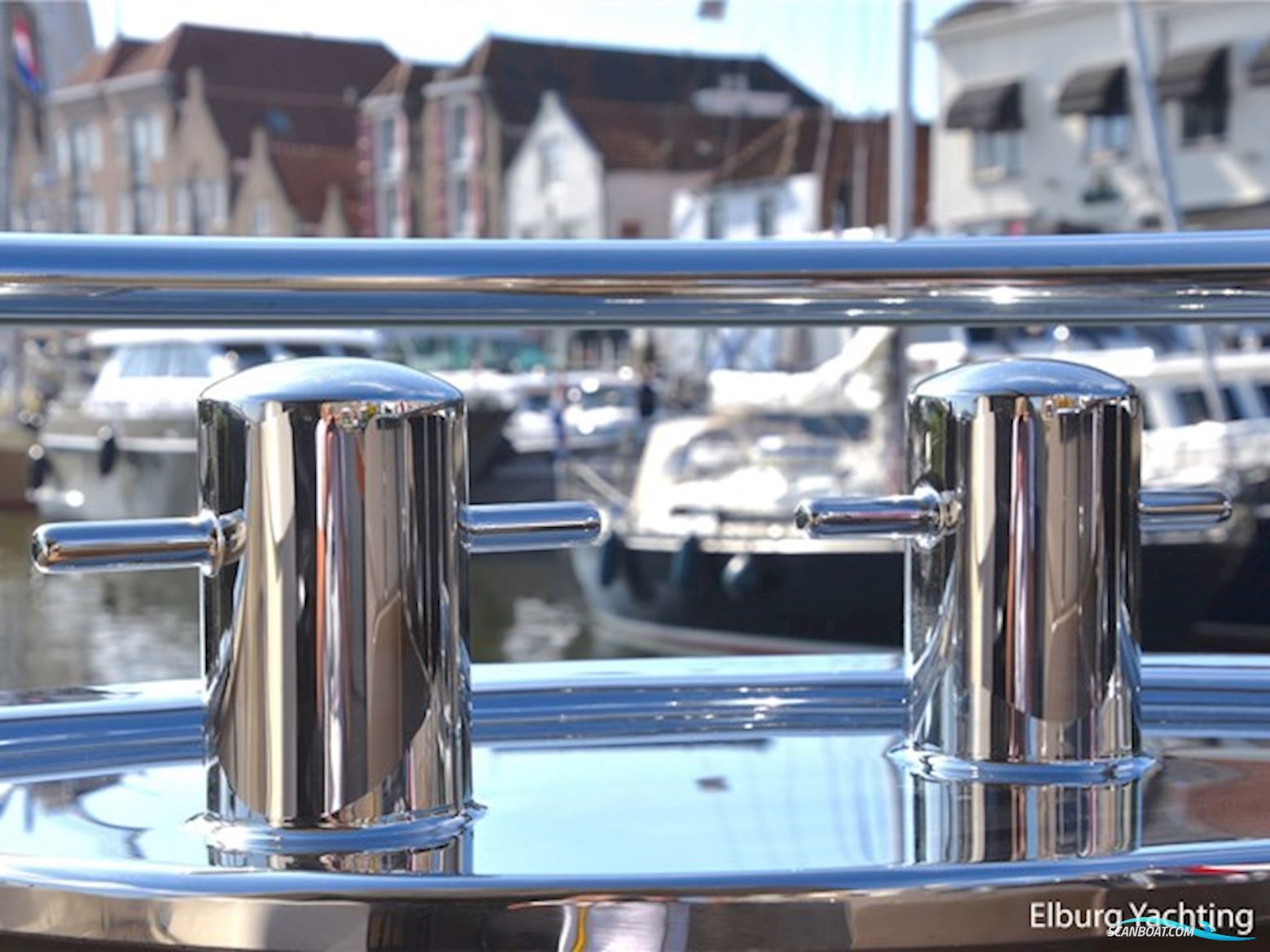 Van Den Hoven Executive 2100