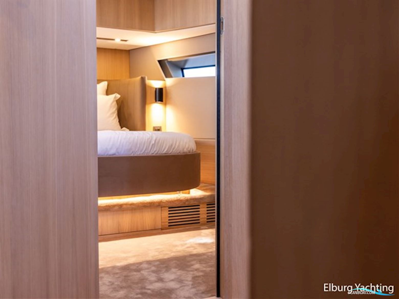 Van den Hoven Voyager 50 