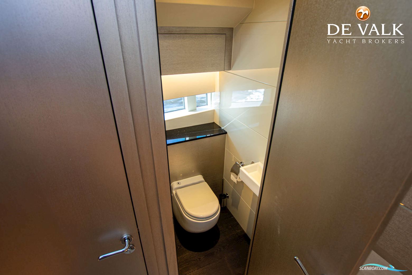 Van Der Heijden Phantom 70