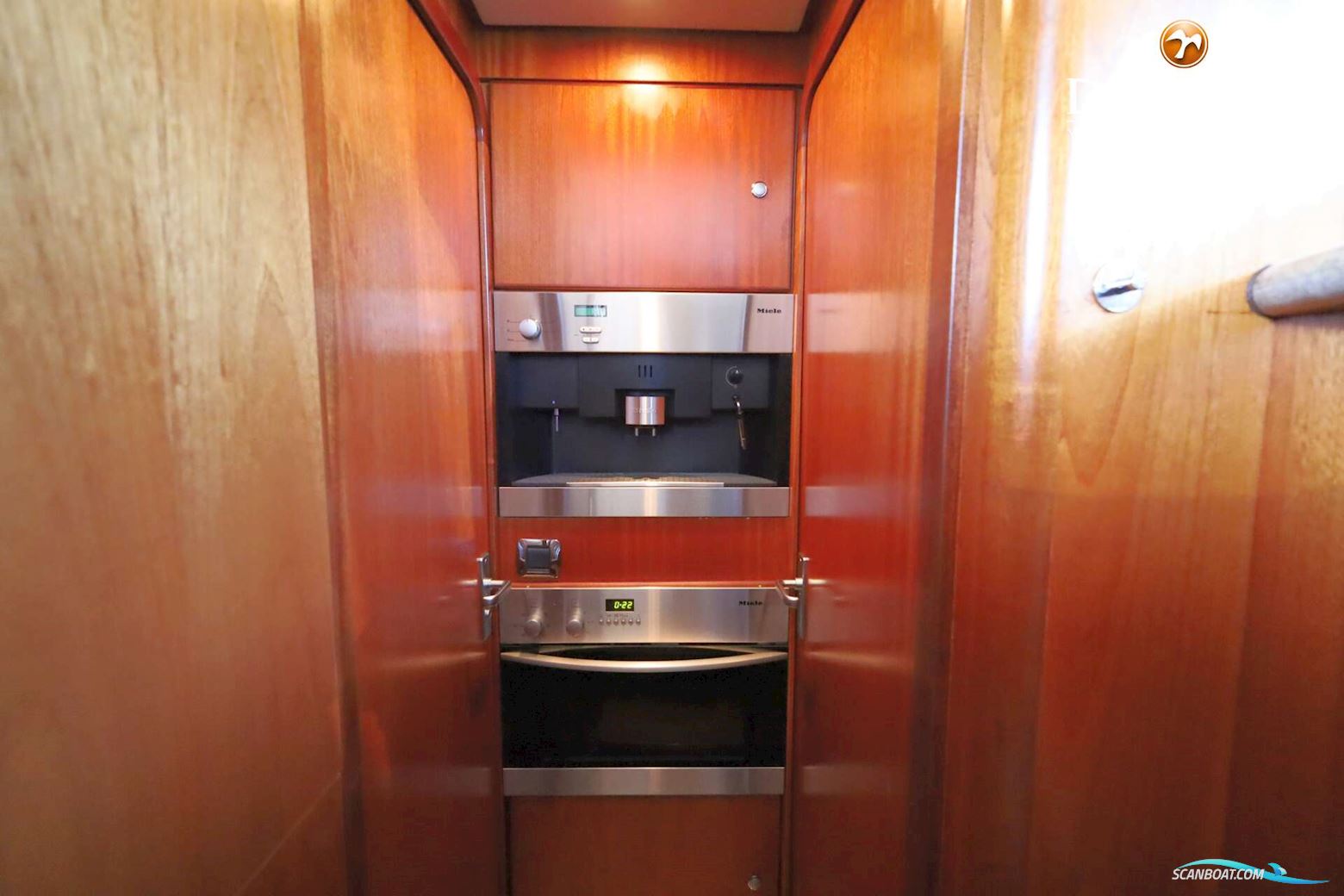 Van Der Valk Continental 1900 Wheelhouse