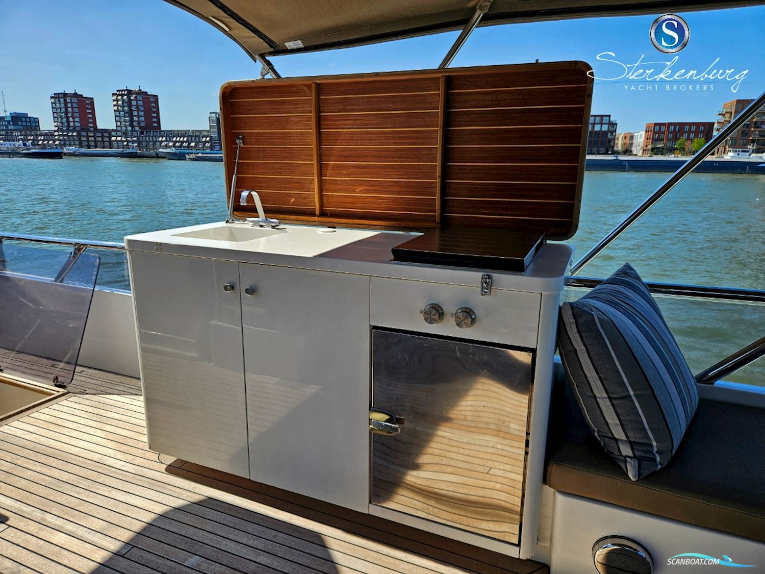 Van Der Valk Continental II 2300 Alu-Ips