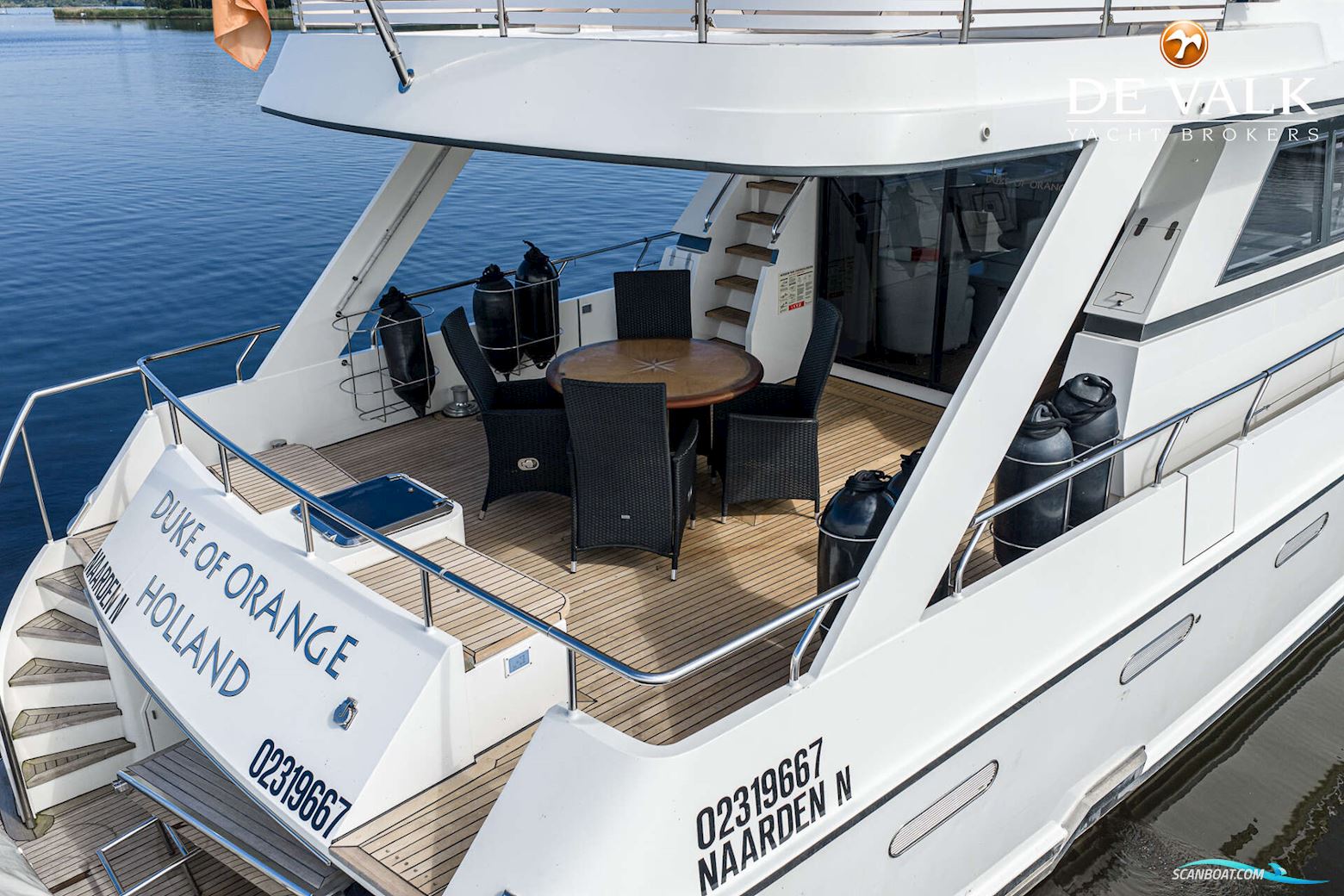 Van Der Valk Explorer 25M