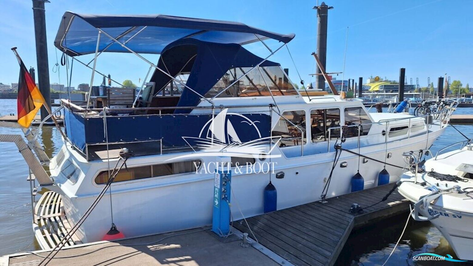 Van Der Valk Valkkruiser 1300 AK