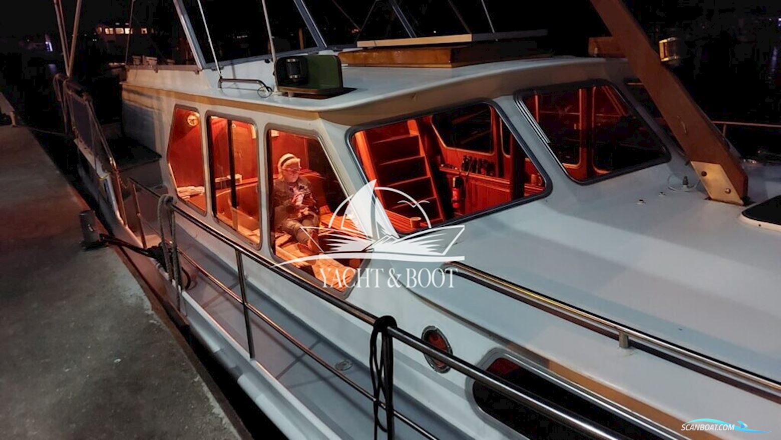 Van Der Valk Valkkruiser 1300 AK