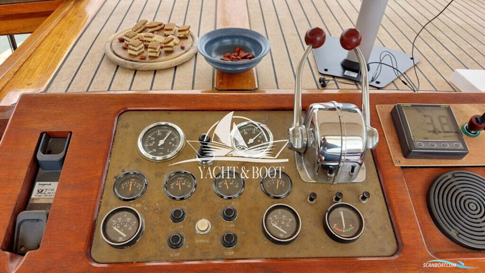 Van Der Valk Valkkruiser 1300 AK