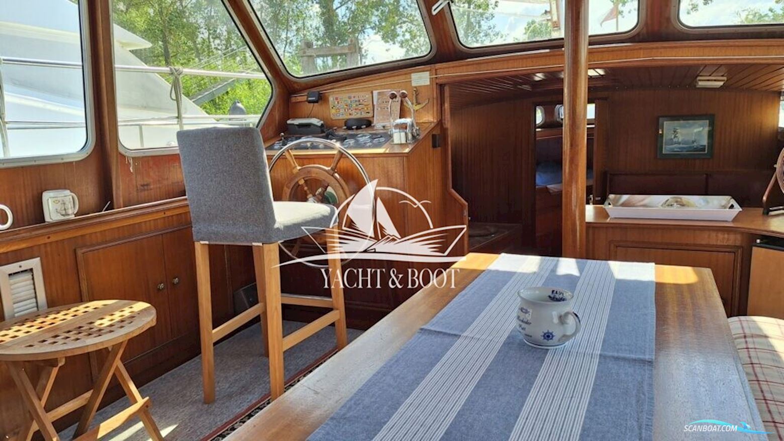 Van Der Valk Valkkruiser 1300 AK