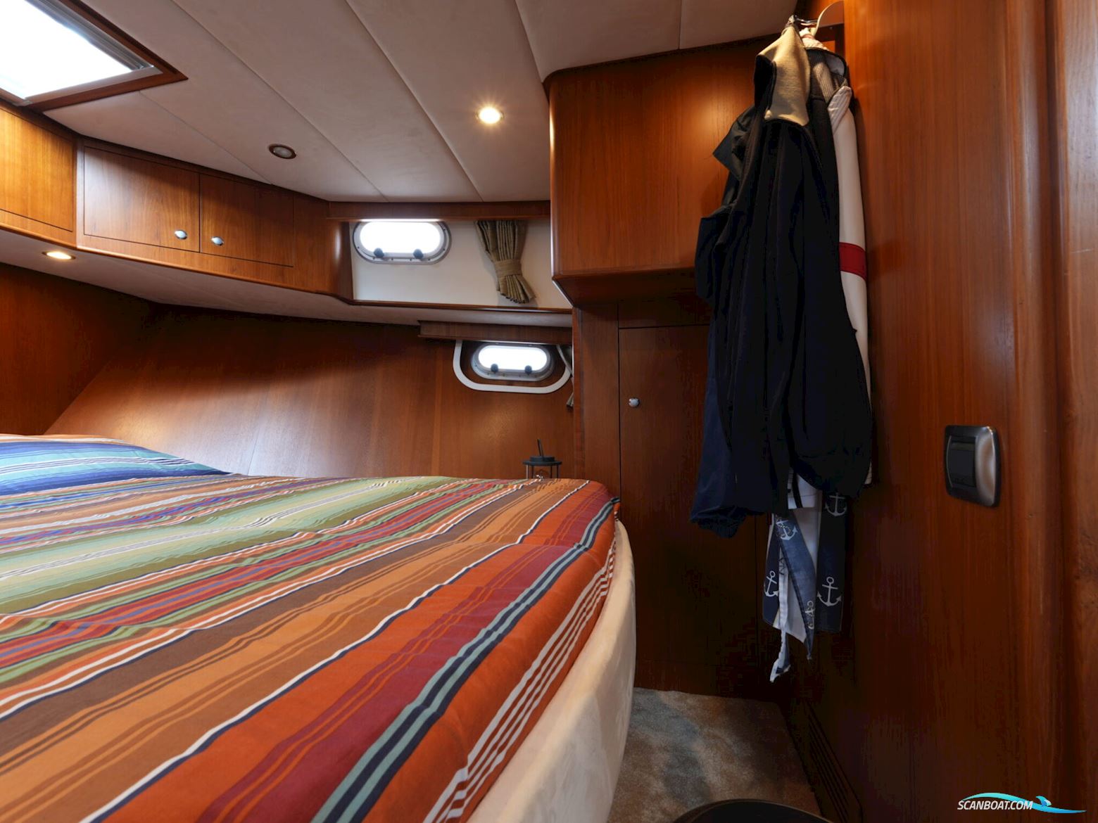 Van Vossen Parade 12.70 AK Exclusive