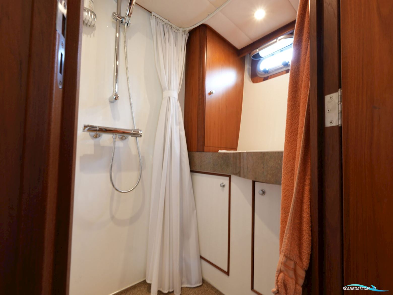 Van Vossen Parade 12.70 AK Exclusive