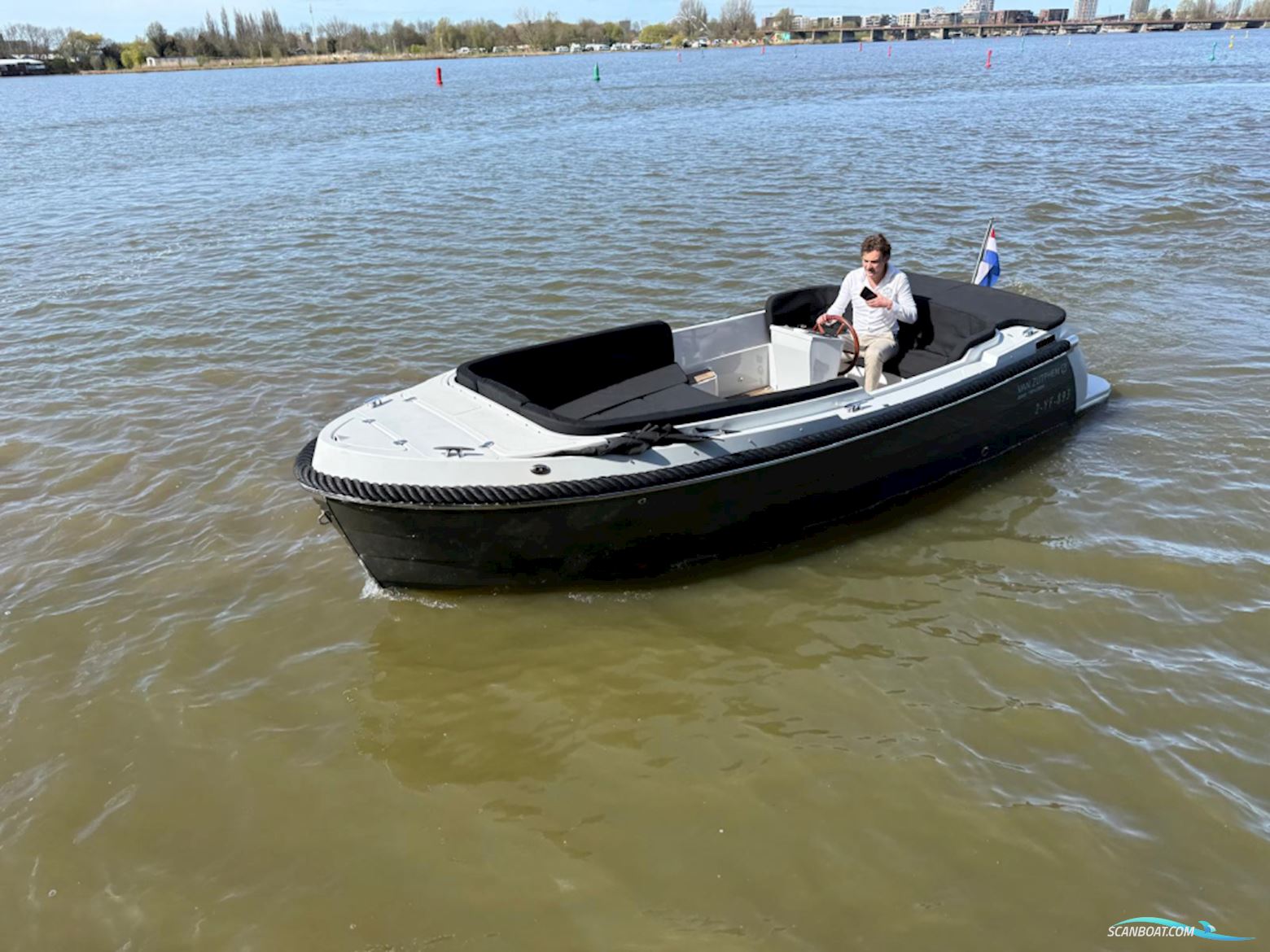 Van Zutphen 633 Tender