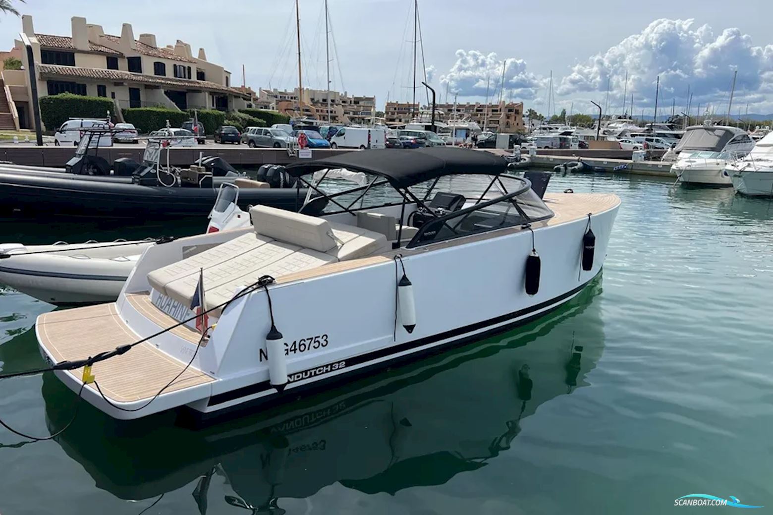 VanDutch 32 Motorbåd 2022, med VOLVO PENTA motor, Frankrig
