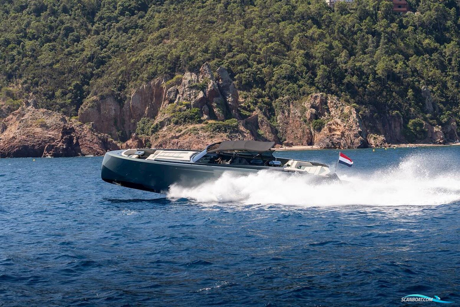 VANQUISH 54