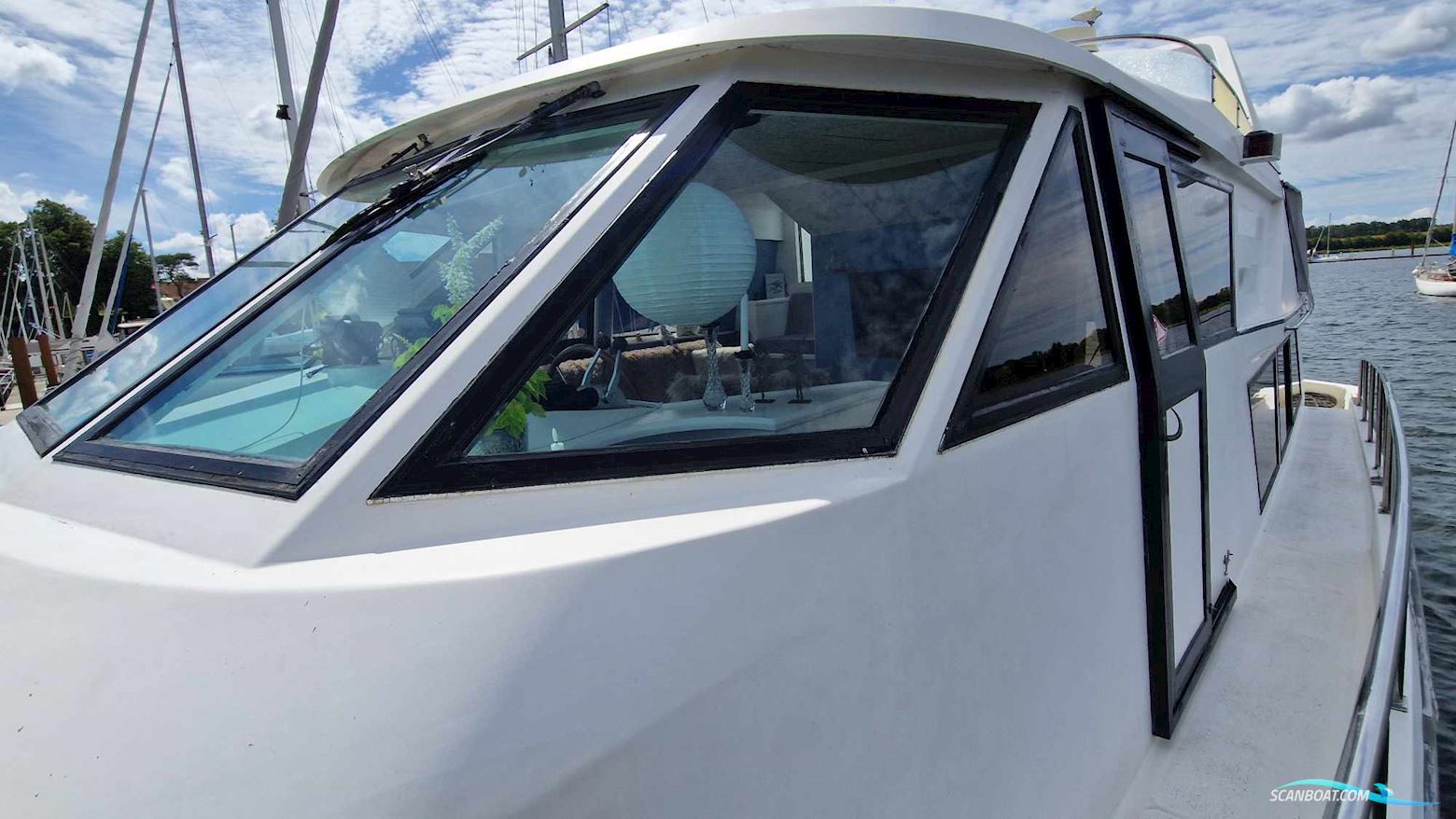 Vantare 53 Pilothouse