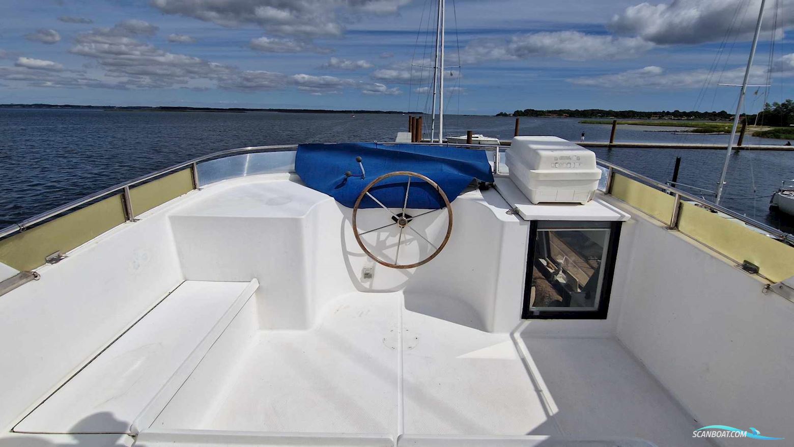 Vantare 53 Pilothouse
