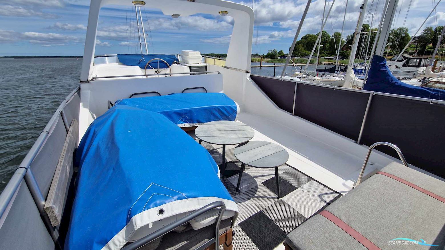 Vantare 53 Pilothouse