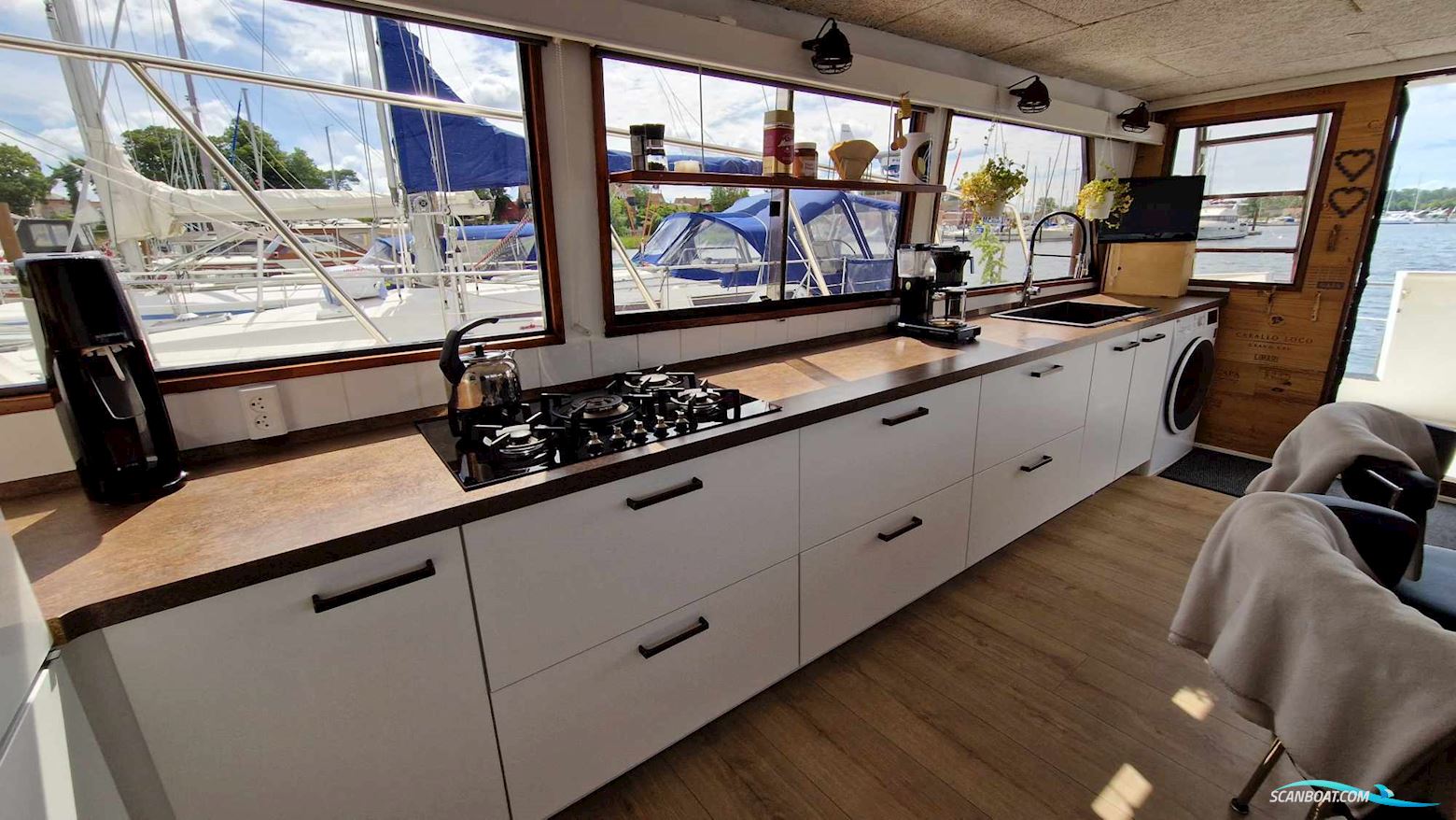 Vantare 53 Pilothouse