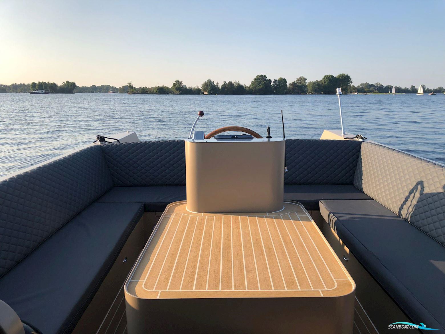 Vanvossen 850 Tender