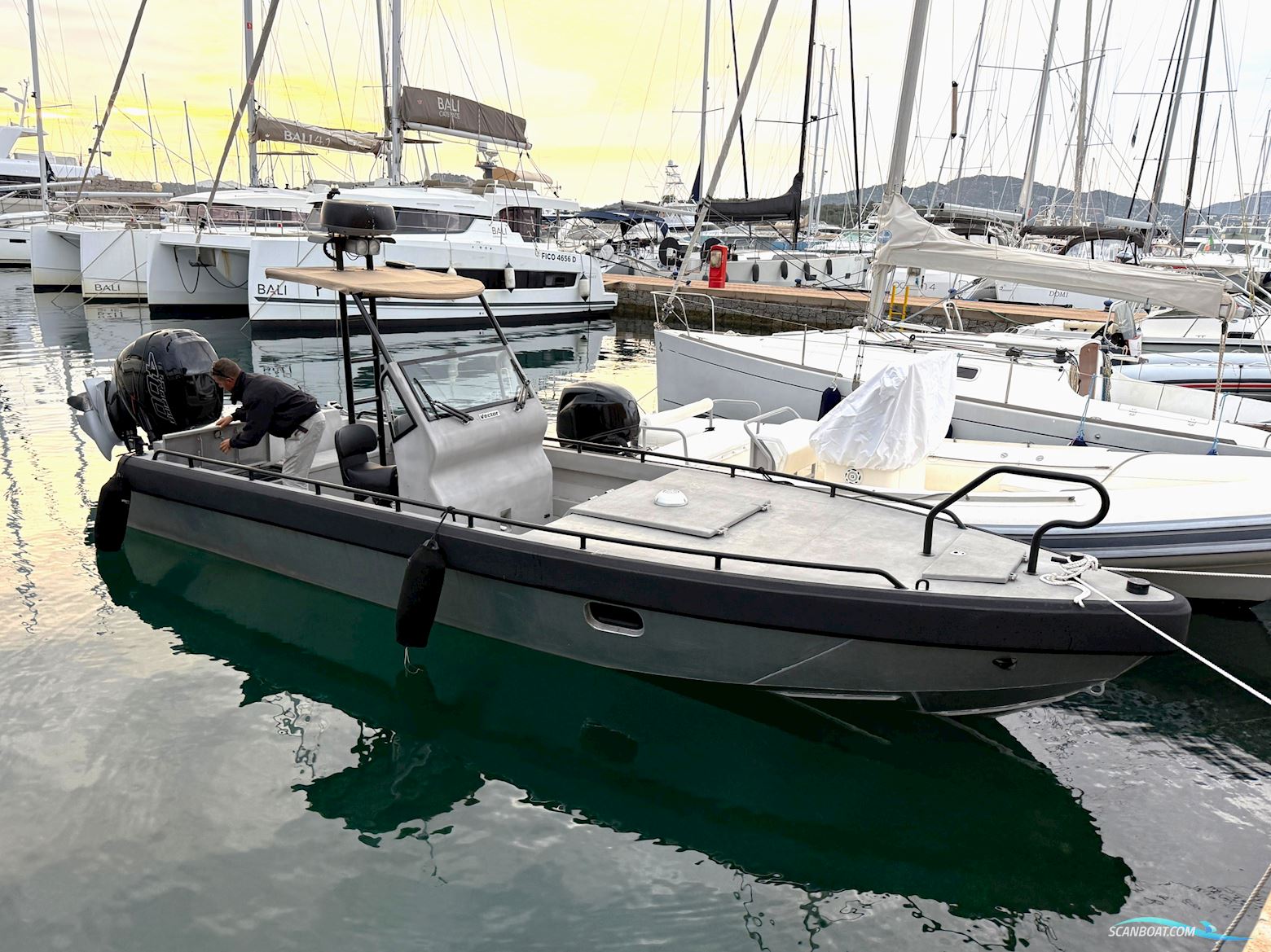 Vector 75 Motorbåd 2011, med Mercury motor, Italien