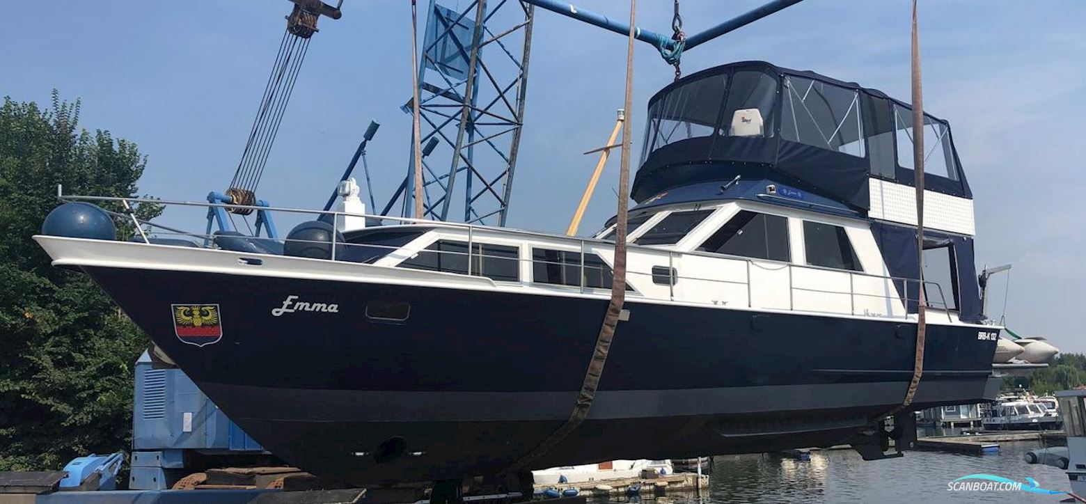 Veerdörn 13.00 Flybridge