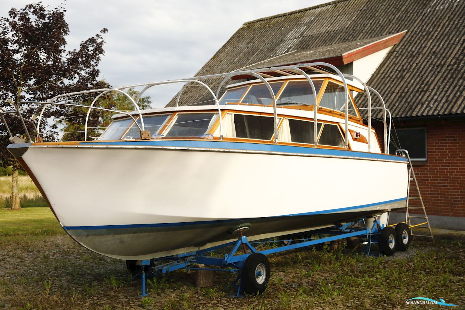 Velbygget Mahogny Båd Motorbåd 1978, med Mercury 4,3Mpi Alpha One Drev motor, Danmark