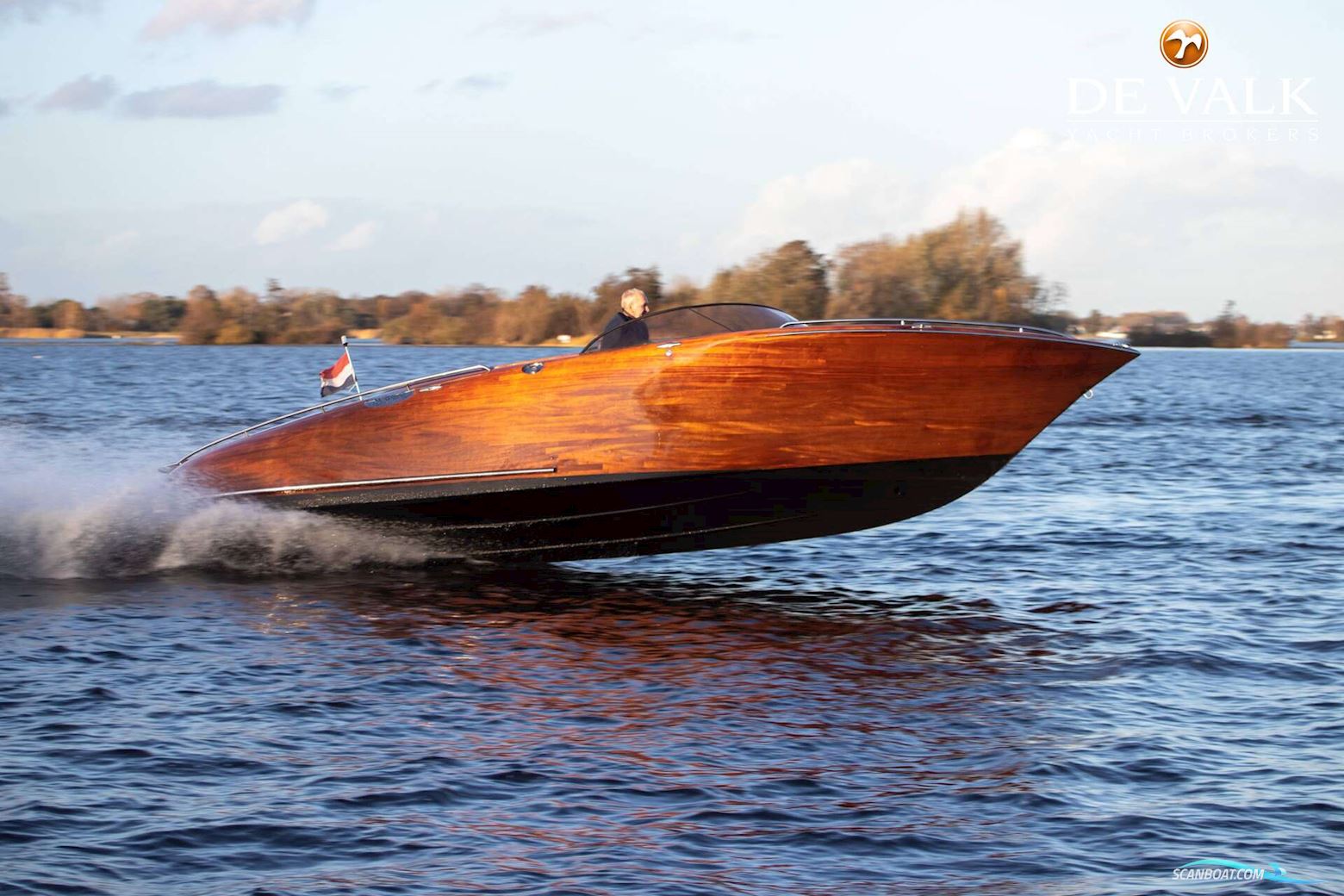 Ventura 28 Motorbåd 2015, med Mercruiser motor, Holland