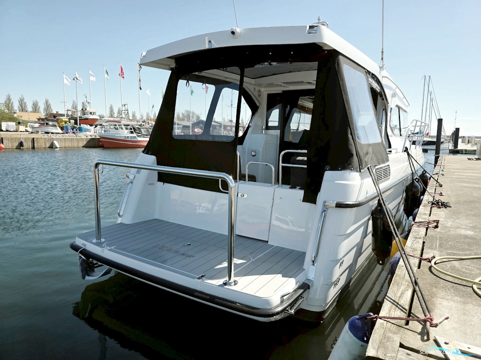 Viknes 1030 HT Panorama 2026