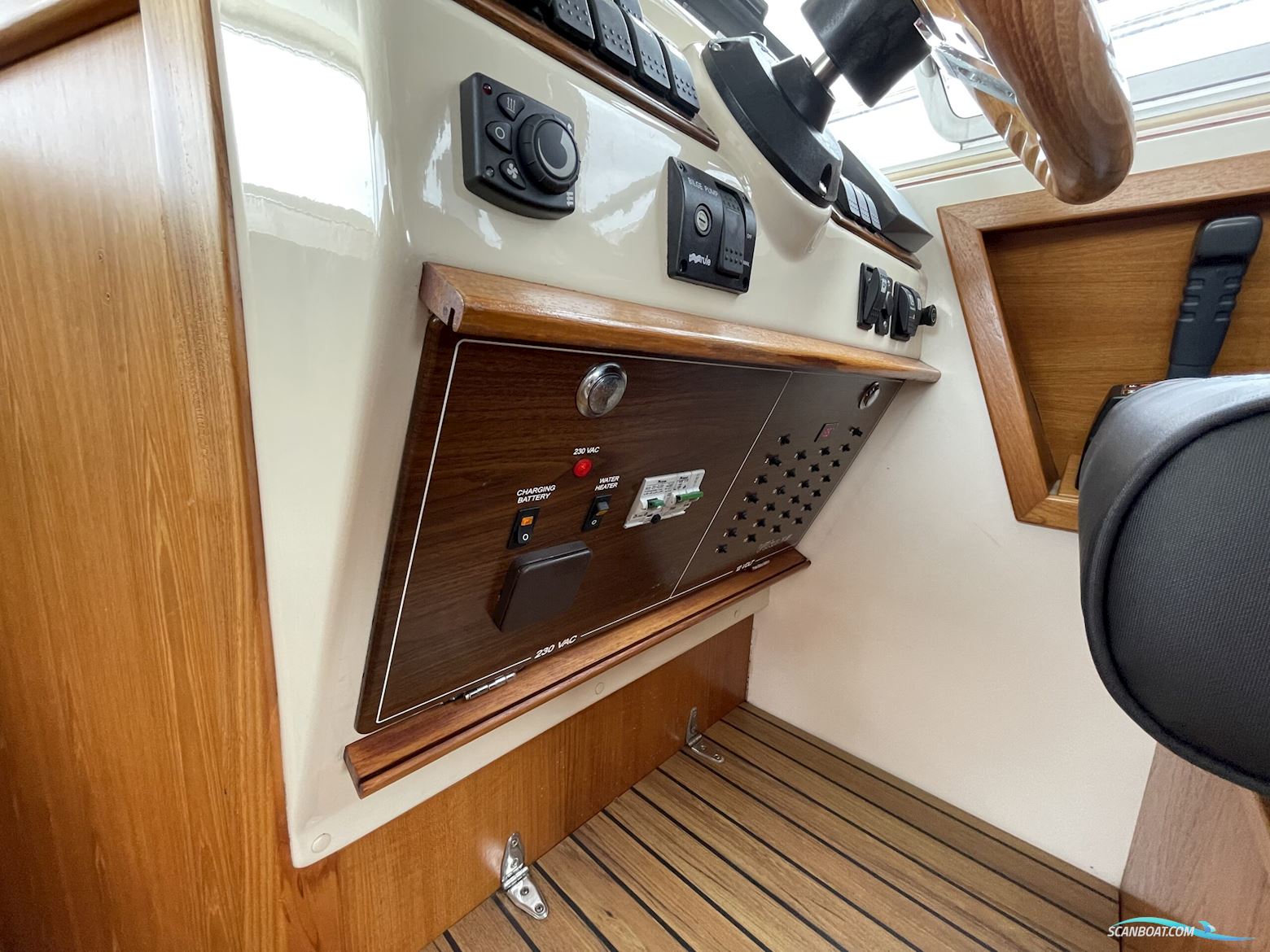 Viknes 1030 K3 Targa og Teak. Extra nedsat til 900.000,-