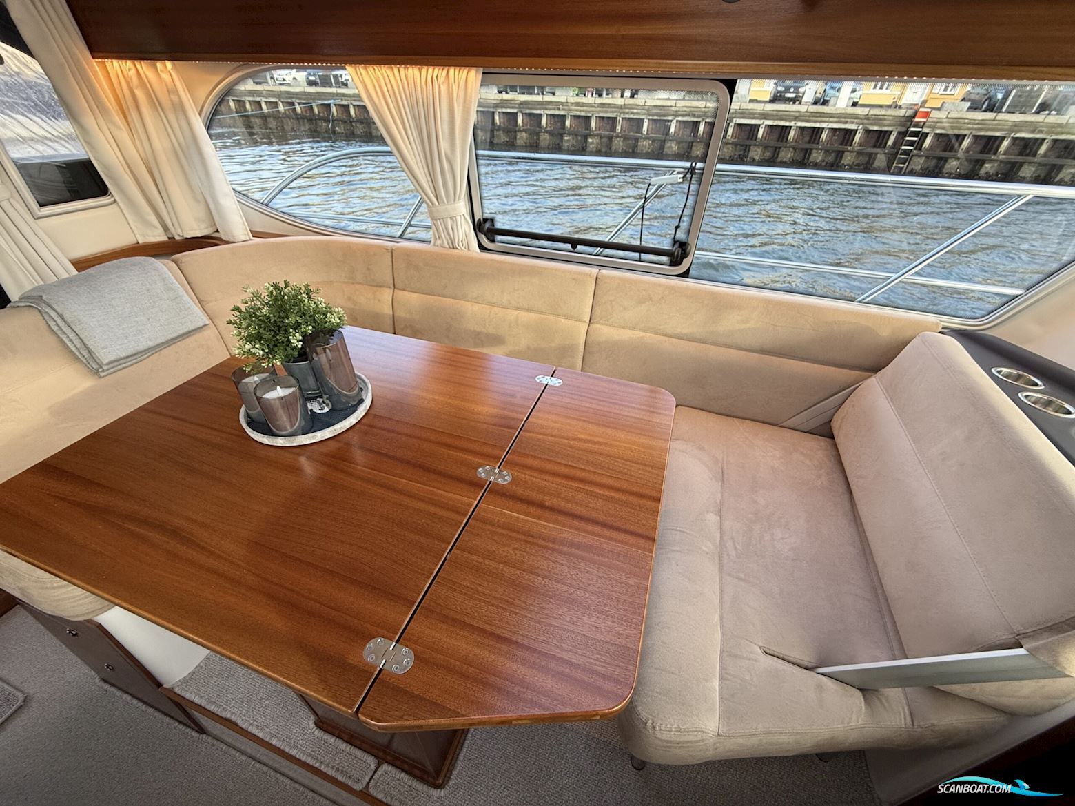 Viknes 1030 Sunbridge. NEDSAT 100.000,-