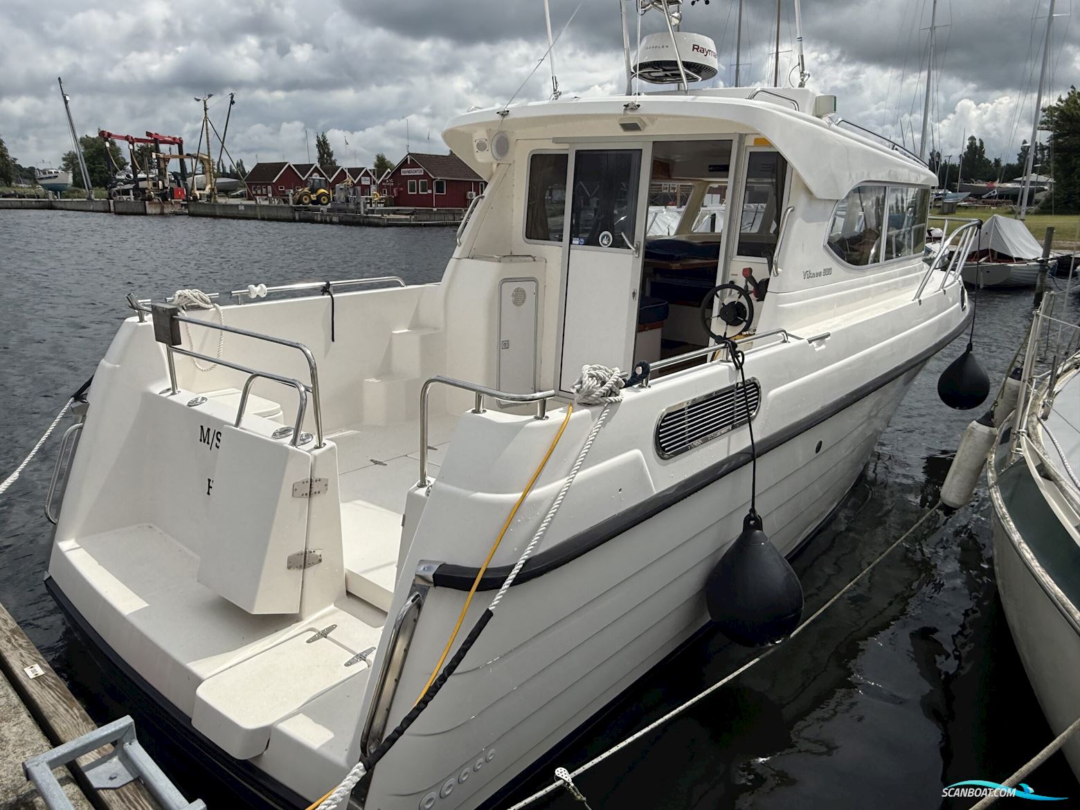 Viknes 880. Med Nyere Komplet Raymarine Navi-Pakke Motorbåd 2004, med Yanmar motor, Danmark