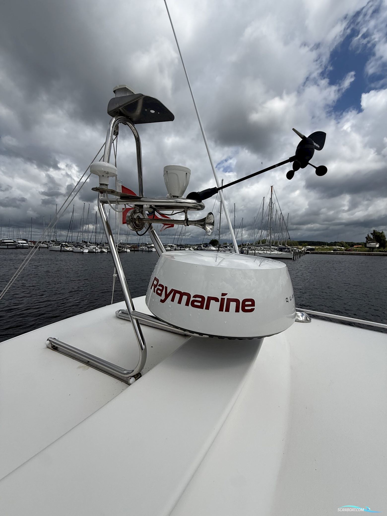 Viknes 880. Med Nyere Komplet Raymarine Navi-Pakke