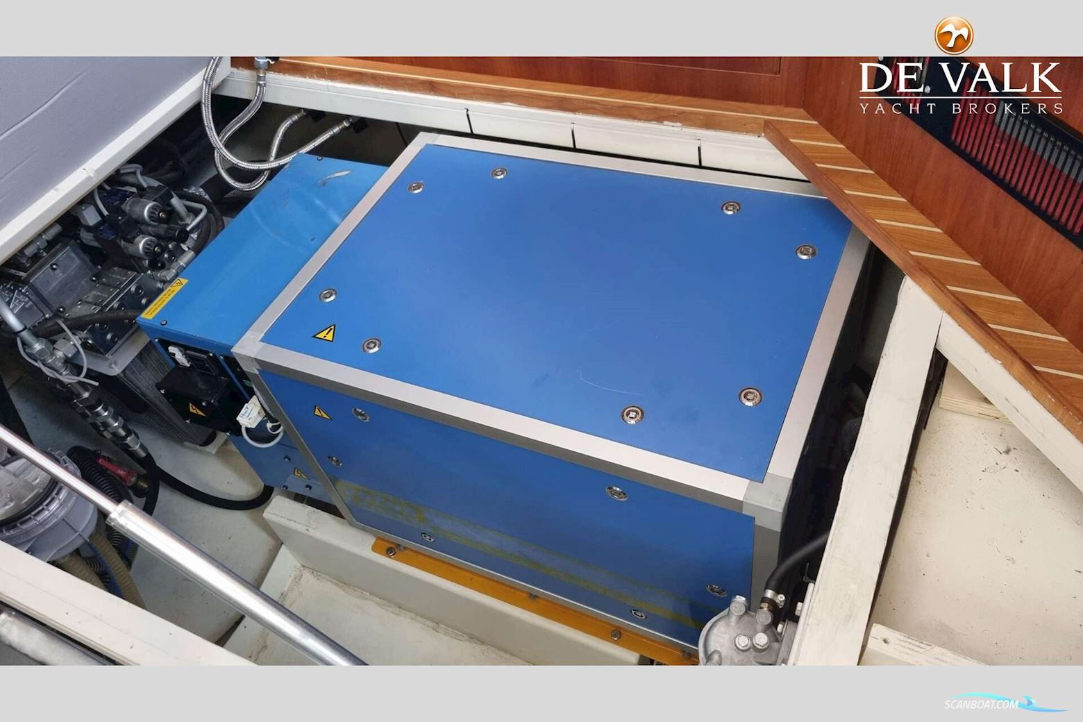 Vischer Yachting Custom 125AC