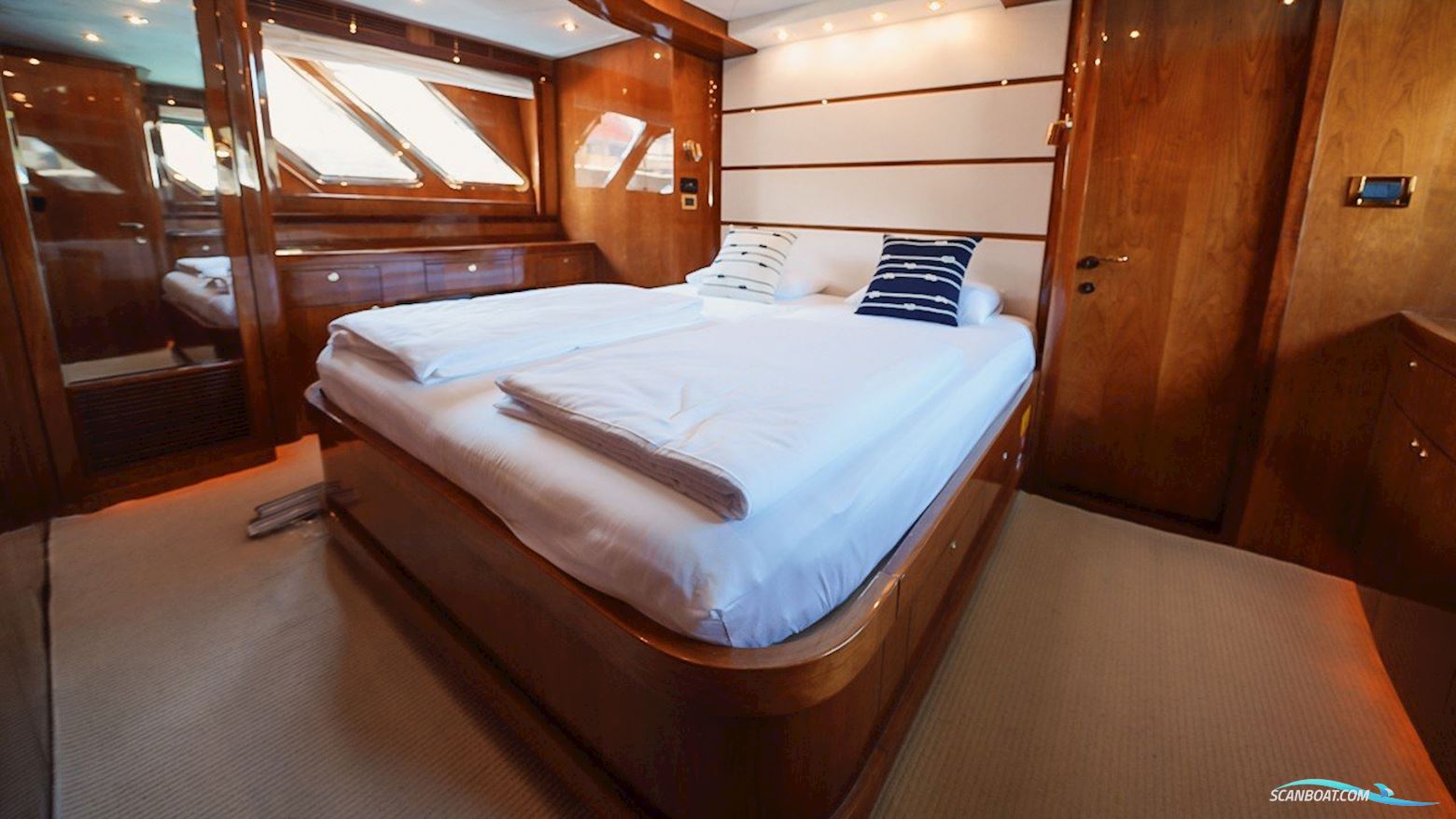 Vitech 72 Fly - 5 Kabinen