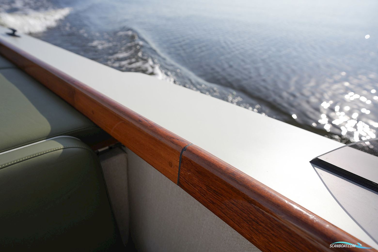 Volga Draagvleugelboot