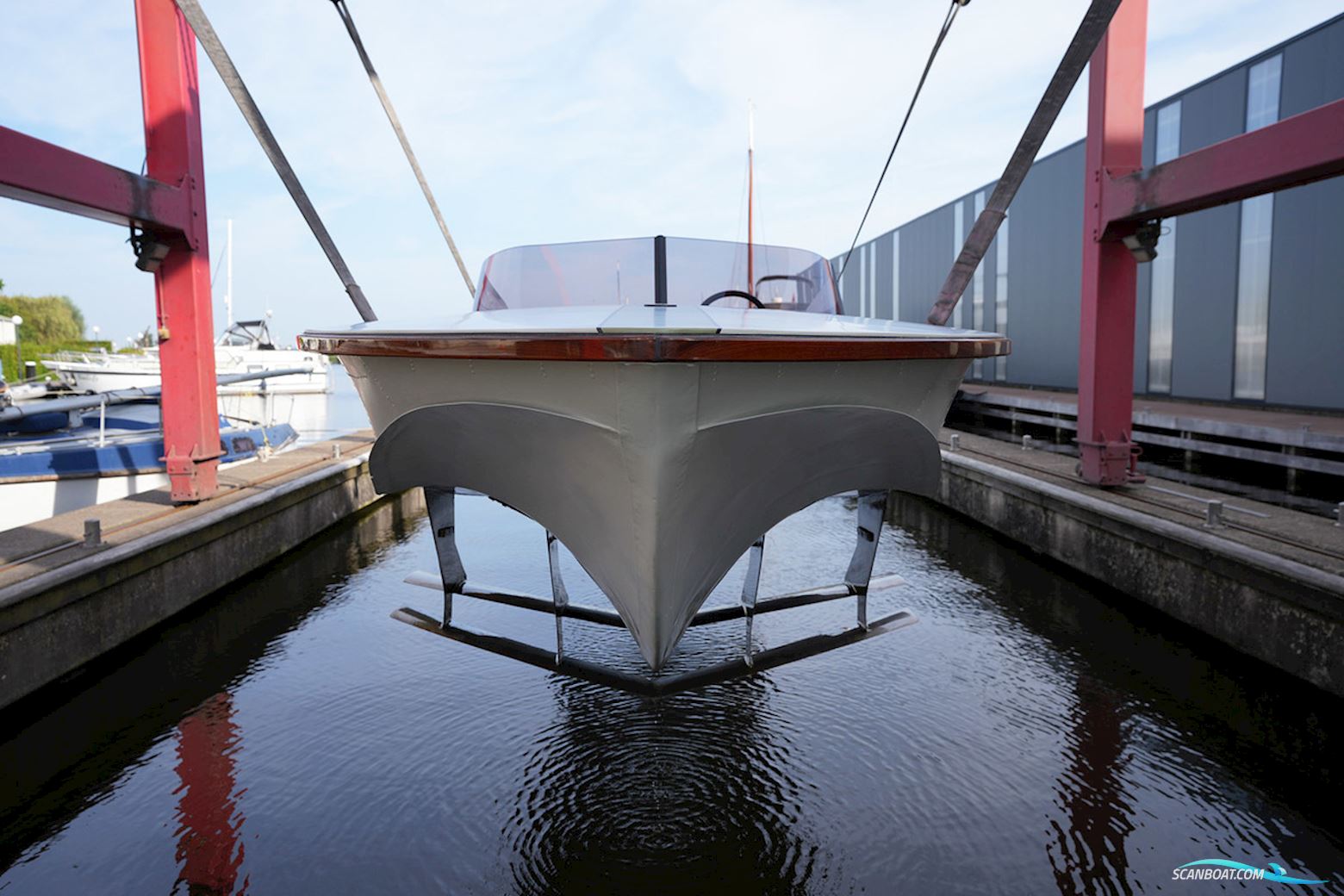 Volga Draagvleugelboot