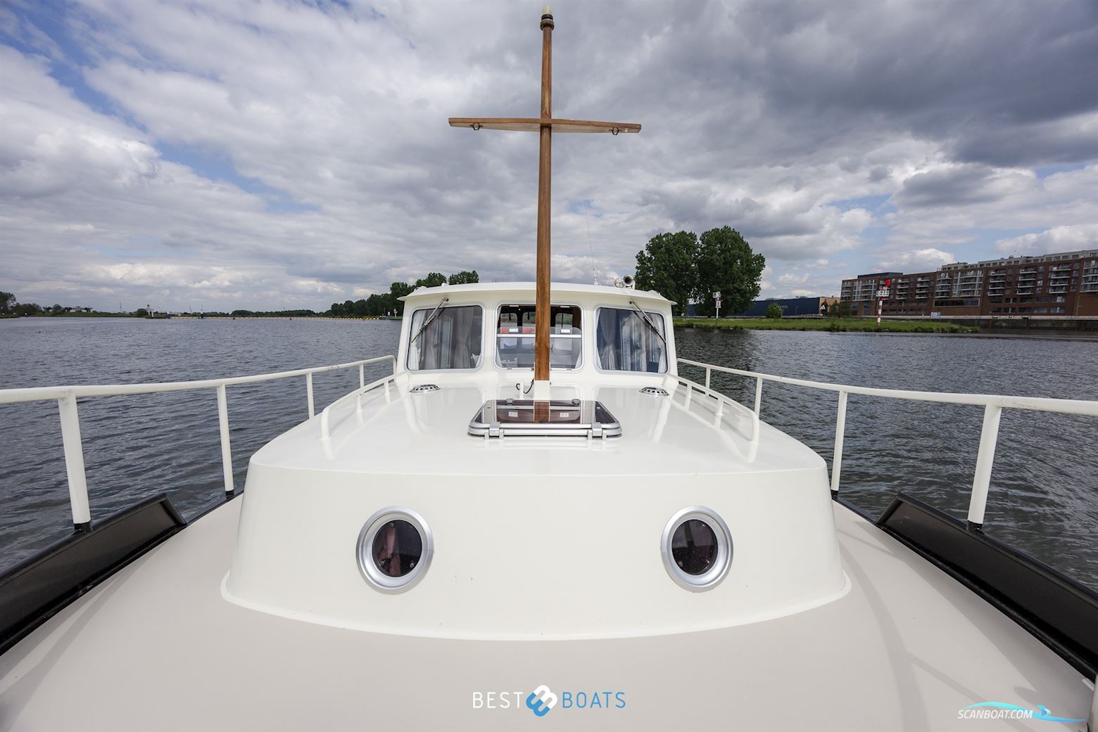 Vripak Yachting 965 OK