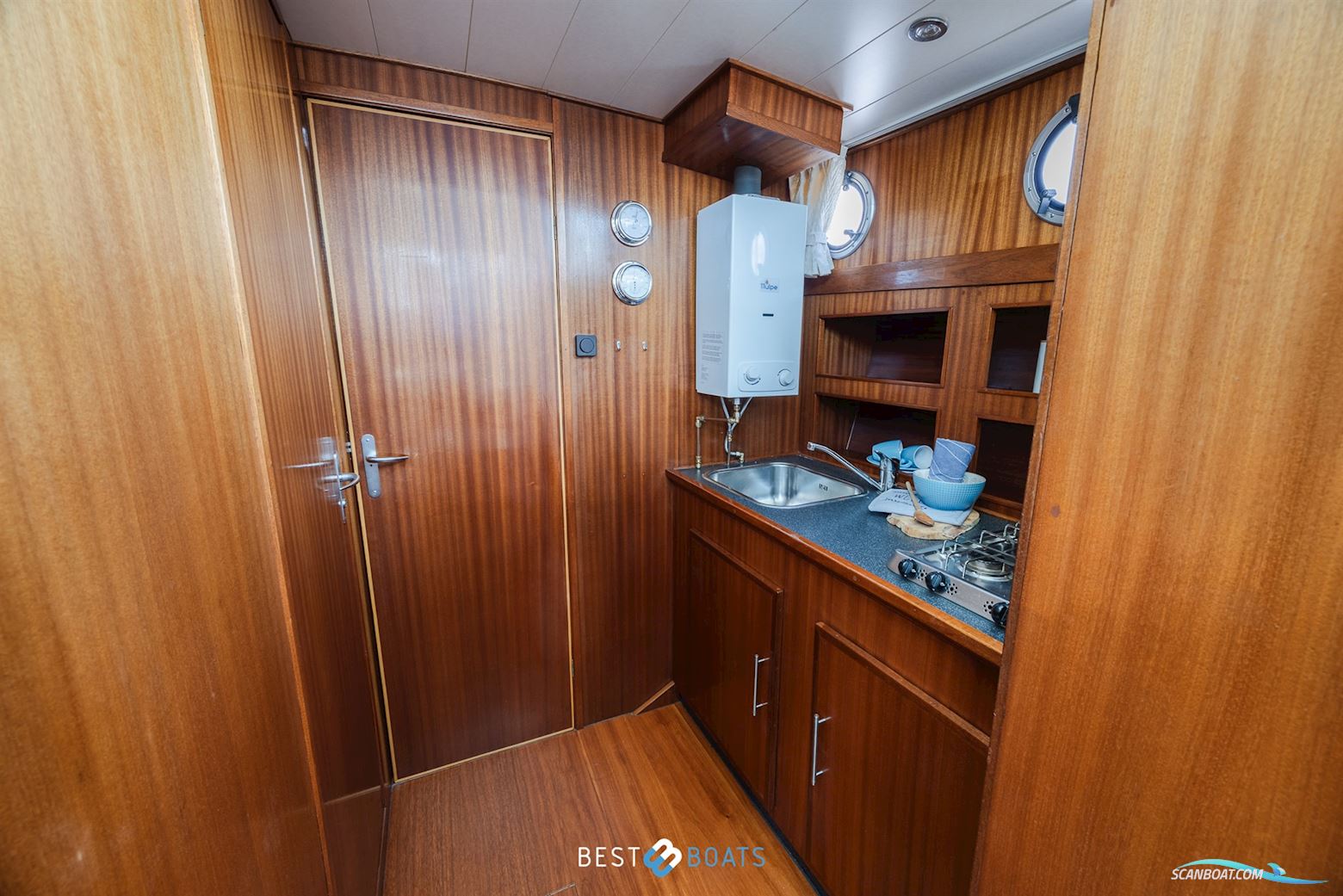Vripak Yachting 965 OK