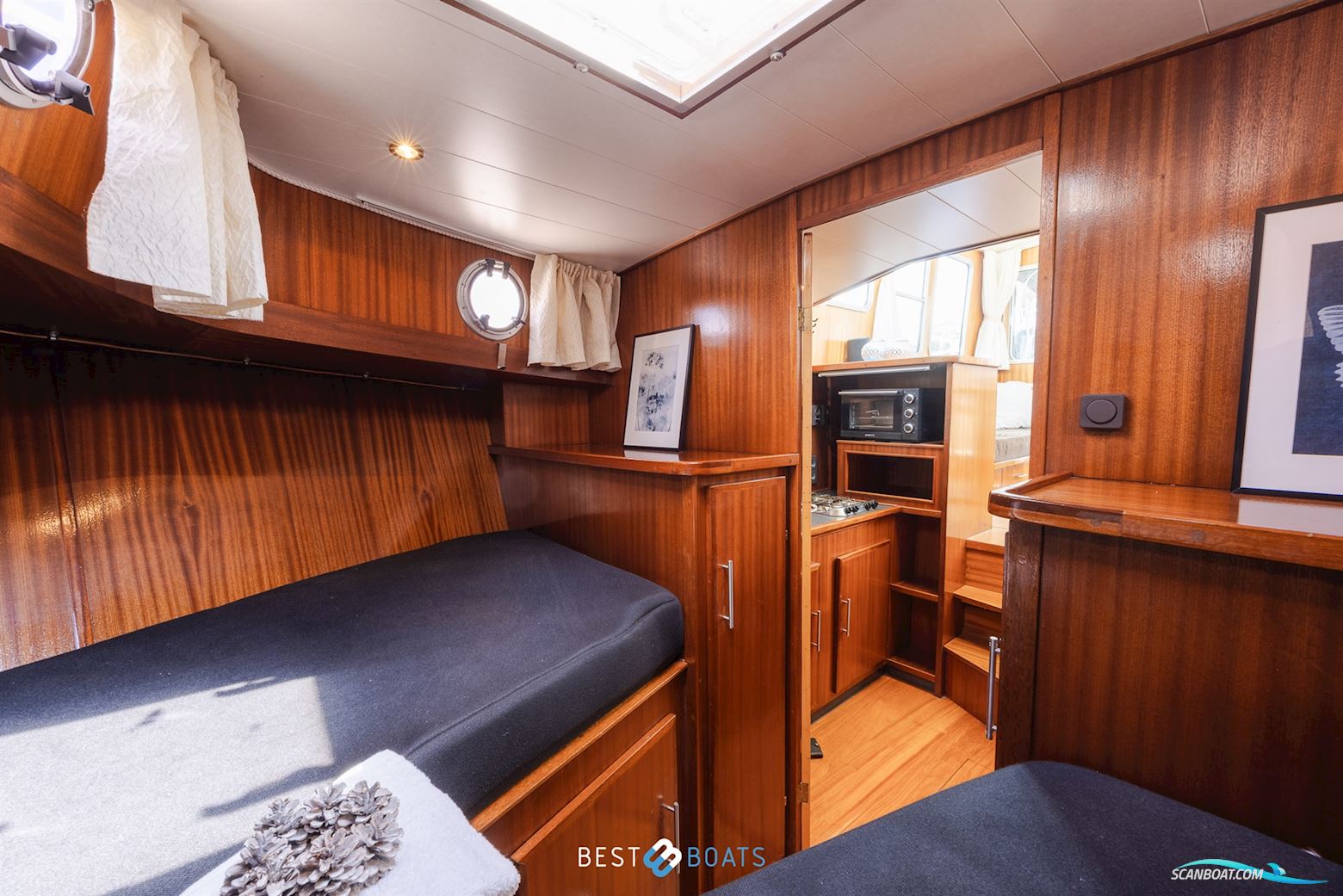 Vripak Yachting 965 OK