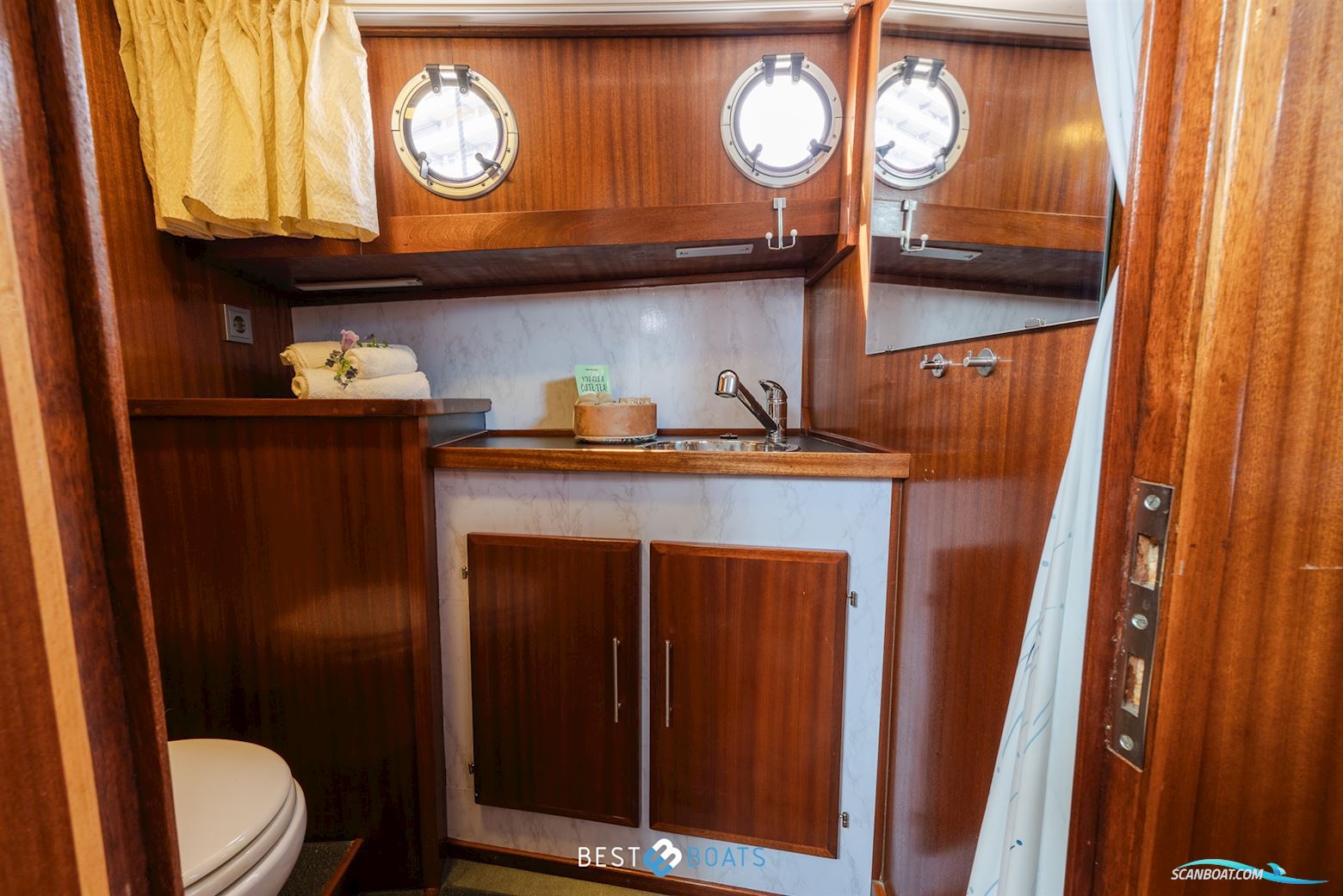 Vripak Yachting 965 OK