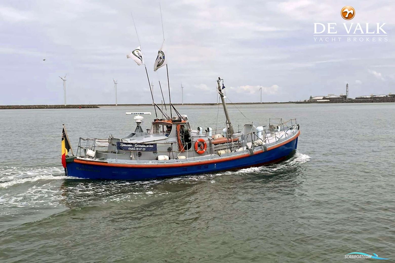Waarschip 1076 Custom Motorbåd 1956, med Ford motor, Belgien