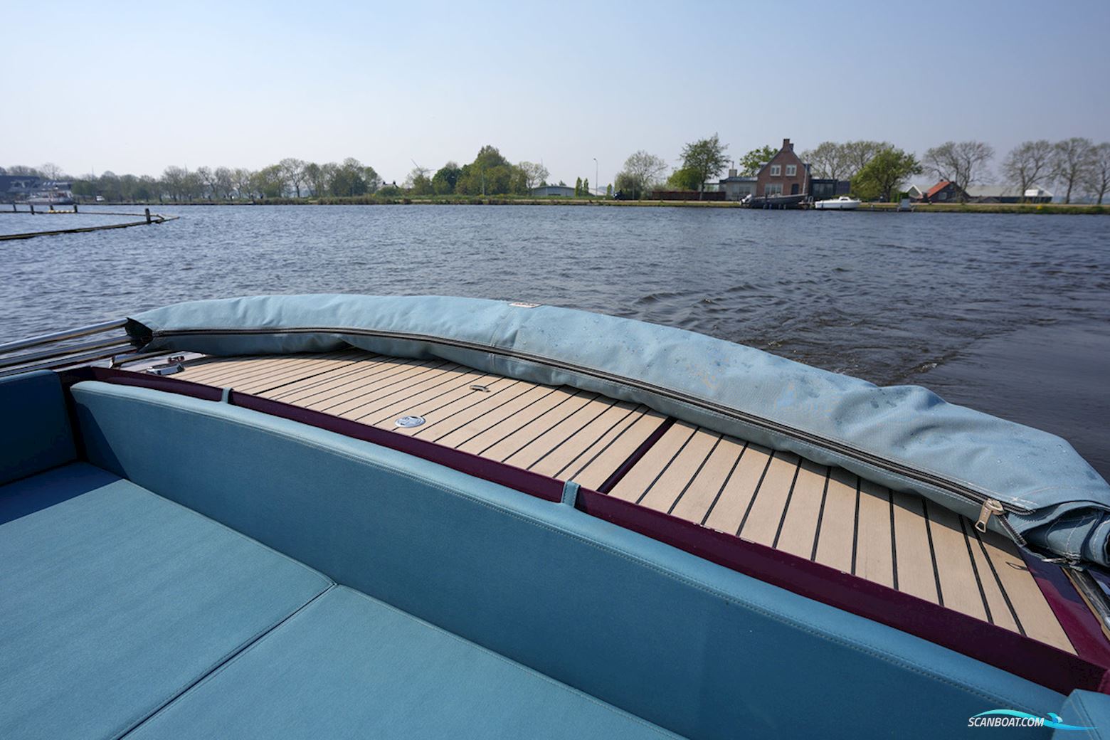 Waterman 8.0 Cabin