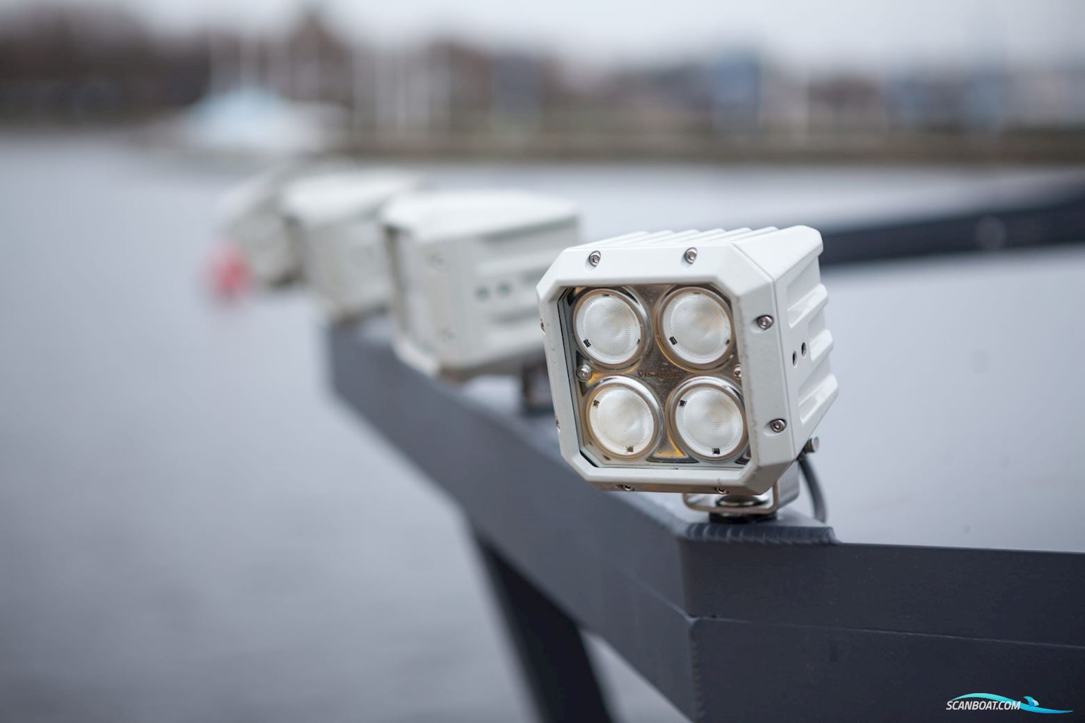 WaterMate Boats LR9 Safari