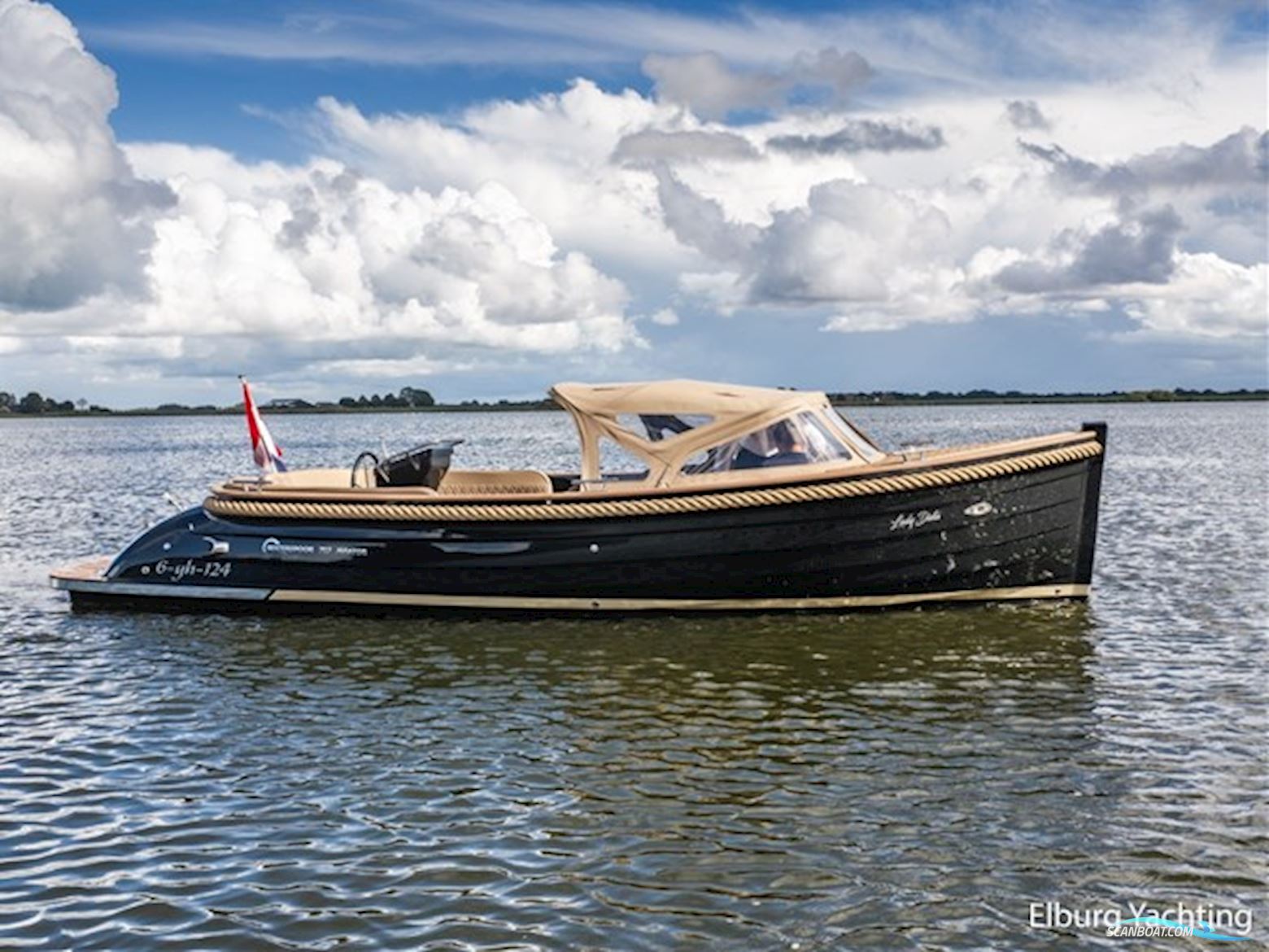 Waterspoor 717 Aviator